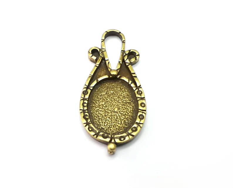 Oval Pendant Blanks, Resin Bezel Bases, Mosaic Mountings, Dry flower Frame, Polymer Clay base, Antique Bronze Plated (18x13mm) G33231