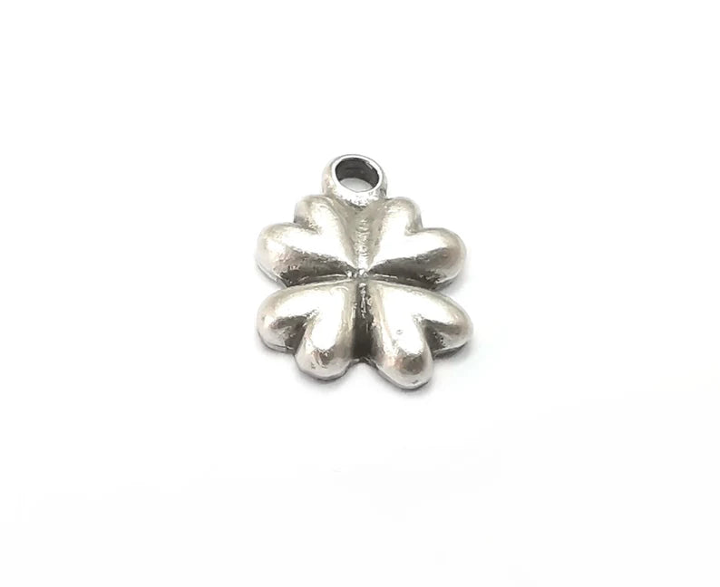 5 Clover Heart Charms Antique Silver Plated Charms (13x10mm) G33232