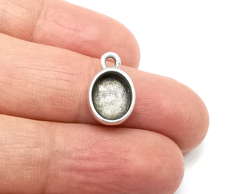 5 Oval Pendant Blanks, Resin Bezel Bases, Mosaic Mountings, Polymer Clay base, Antique Silver Plated (10x8mm) G33308