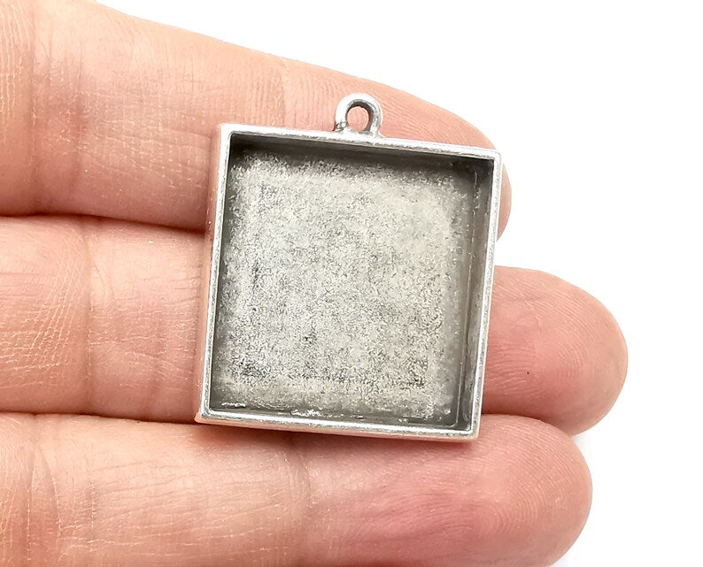 Square Pendant Blanks, Resin Bezel Bases, Mosaic Mountings, Dry flower Frame, Polymer Clay base, Antique Silver Plated (25mm) G33323