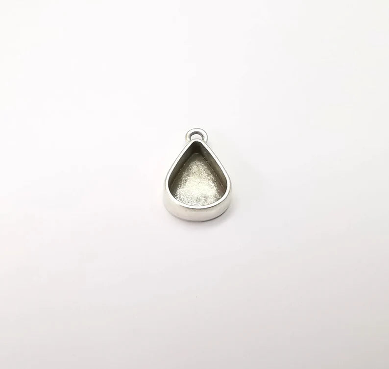 5 Drop Pendant Blanks, Resin Bezel Bases, Mosaic Mountings, Dry flower Frame, Polymer Clay base, Antique Silver Plated (14x10mm) G33348