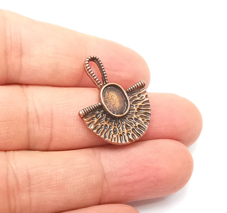 5 Copper Dangle Charms Antique Copper Plated Charms (27x22mm) G33352