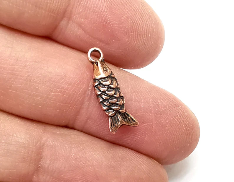 5 Fish Dangle Charms (Double sided) Antique Copper Plated Charms (19x6mm) G33360