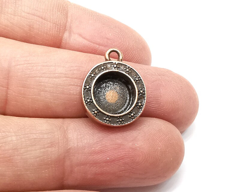2 Flower Round Pendant Blanks, Resin Bezel Bases, Mosaic Mountings, Dry flower Frame, Polymer Clay base, Antique Copper Plated (10mm) G33373