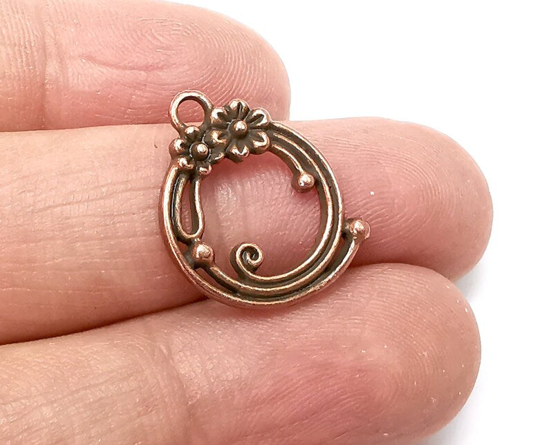 5 Flower Charms Antique Copper Plated Charms (21x17mm) G33376