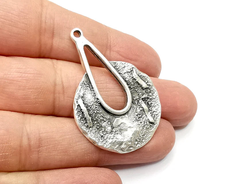 Ethnic Charms, Antique Silver Plated (46x31mm) G33297