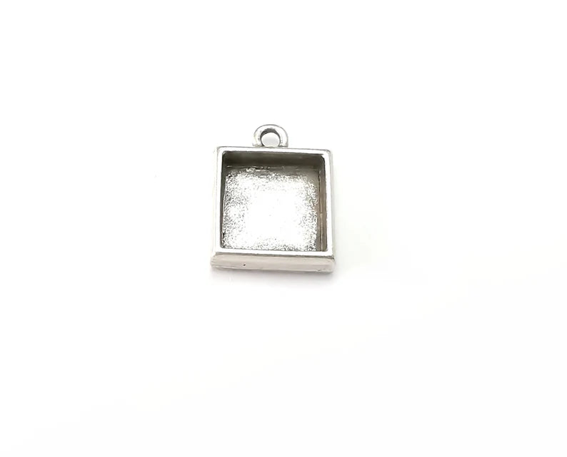 5 Square Pendant Blanks, Resin Bezel Bases, Mosaic Mountings, Polymer Clay base, Antique Silver Plated (12mm) G33311