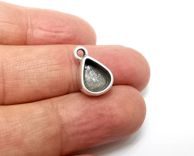 5 Drop Pendant Blanks, Resin Bezel Bases, Mosaic Mountings, Dry flower Frame, Polymer Clay base, Antique Silver Plated (10x8mm) G33395