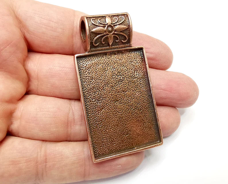 Flower Pendant Blank Bezel Resin Bezel Mosaic Mountings Antique Copper Plated Pendant (62x34mm) (43x31 mm Bezel Inner Size) G33397