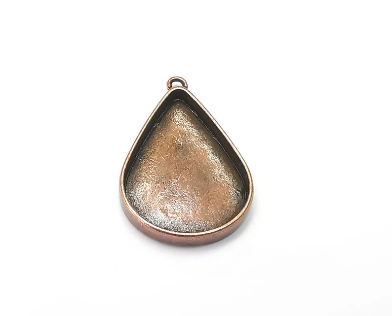 2 Drop Pendant Blanks, Resin Bezel Bases, Mosaic Mountings, Dry flower Frame, Polymer Clay base, Antique Copper Plated (30x22mm) G33398
