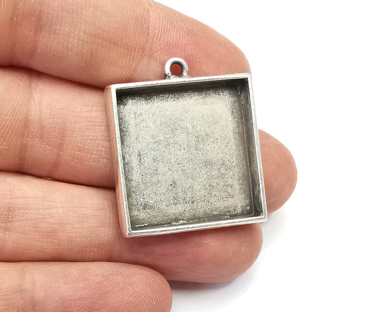 Square Pendant Blanks, Resin Bezel Bases, Mosaic Mountings, Dry flower Frame, Polymer Clay base, Antique Silver Plated (25mm) G33323