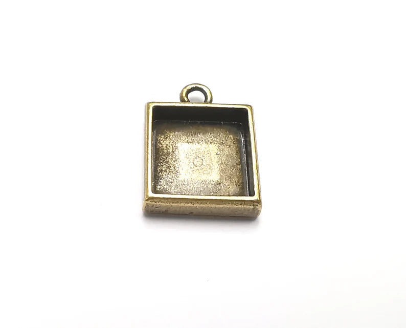 4 Square Pendant Blanks, Resin Bezel Bases, Mosaic Mountings, Dry flower Frame, Polymer Clay base, Antique Bronze Plated (12mm) G33408