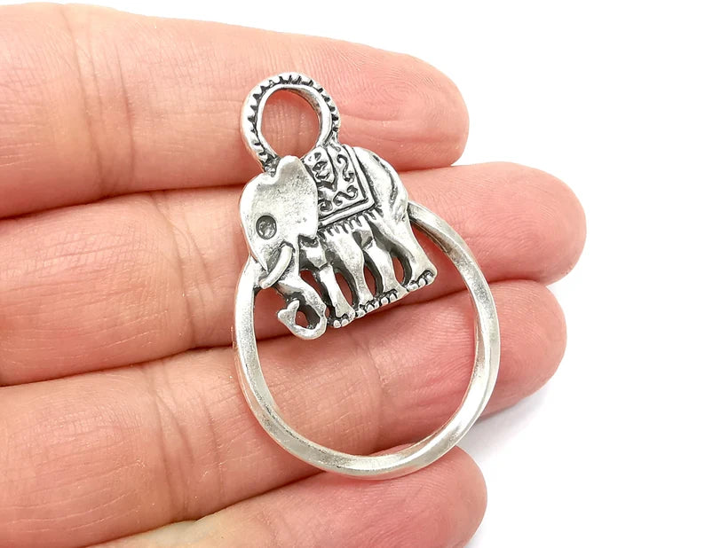 Elephant Circle Charms, Antique Silver Plated (47x33mm) G33409
