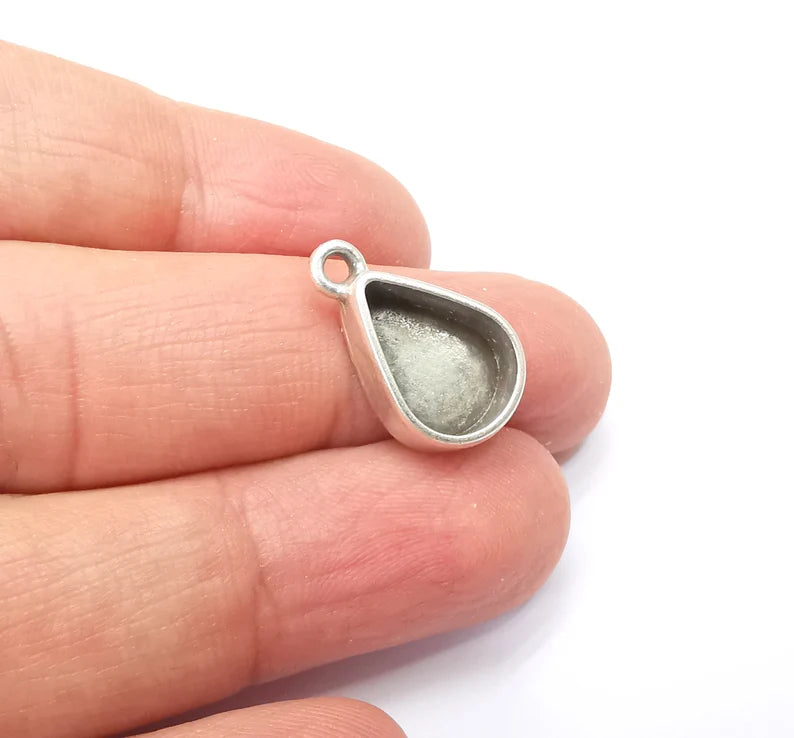 5 Drop Pendant Blanks, Resin Bezel Bases, Mosaic Mountings, Dry flower Frame, Polymer Clay base, Antique Silver Plated (14x10mm) G33348