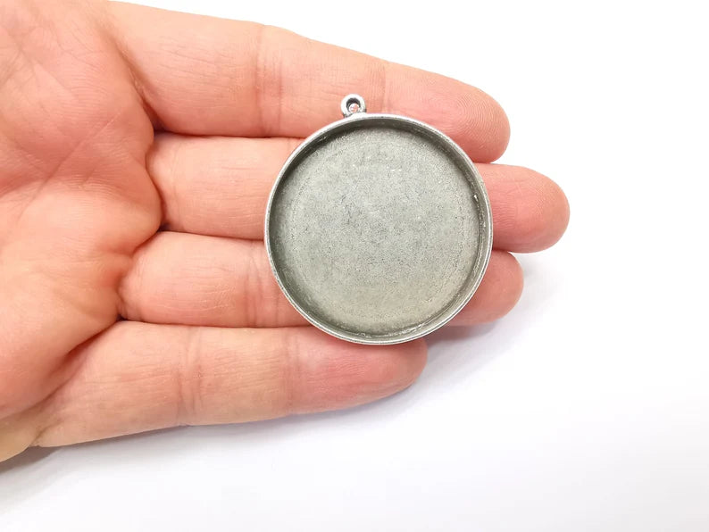 Round Pendant Blanks, Resin Bezel Bases, Mosaic Mountings, Dry flower Frame, Polymer Clay base, Antique Silver Plated (40mm) G33430
