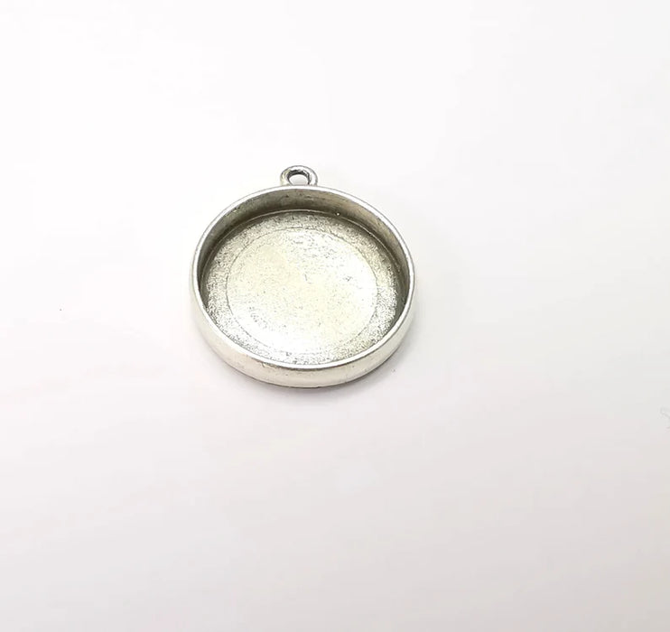 Round Pendant Blanks, Resin Bezel Bases, Mosaic Mountings, Dry flower Frame, Polymer Clay base, Antique Silver Plated (22mm) G33435