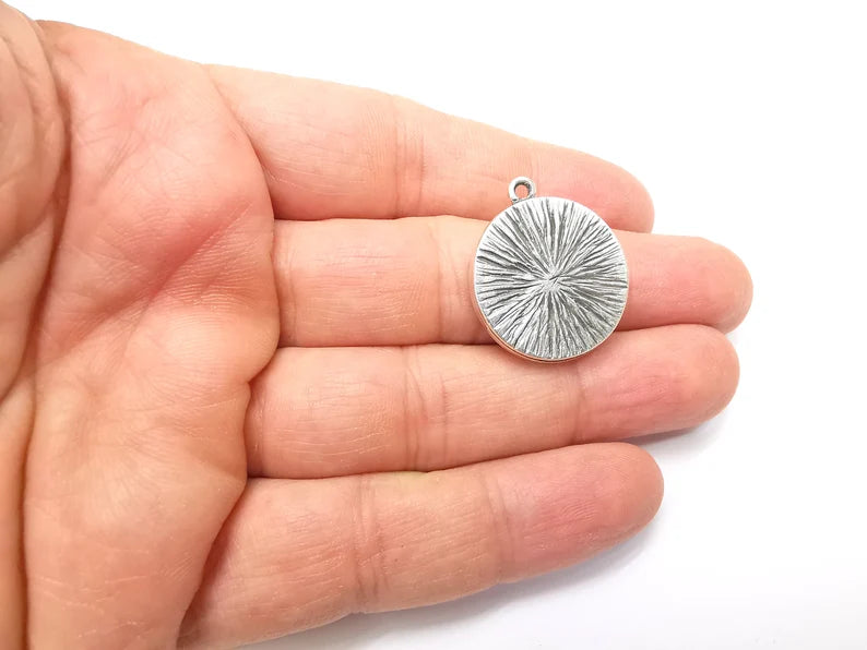 Round Pendant Blanks, Resin Bezel Bases, Mosaic Mountings, Dry flower Frame, Polymer Clay base, Antique Silver Plated (22mm) G33435