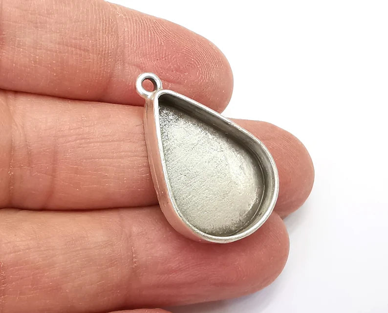 Drop Pendant Blanks, Resin Bezel Bases, Mosaic Mountings, Dry flower Frame, Polymer Clay base, Antique Silver Plated (25x18mm) G33445