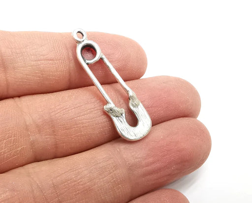 4 Safety Pin Charms, Antique Silver Plated Dangle Charms (35x11mm) G33454