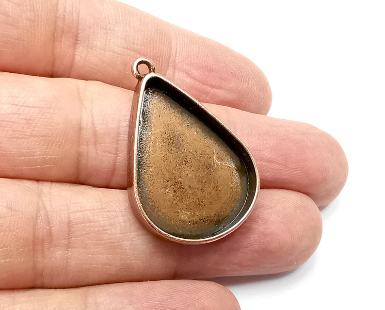 2 Drop Pendant Blanks, Resin Bezel Bases, Mosaic Mountings, Dry flower Frame, Polymer Clay base, Antique Copper Plated (30x22mm) G33398