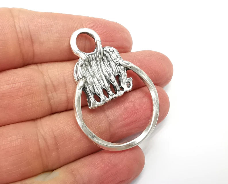 Elephant Circle Charms, Antique Silver Plated (47x33mm) G33409