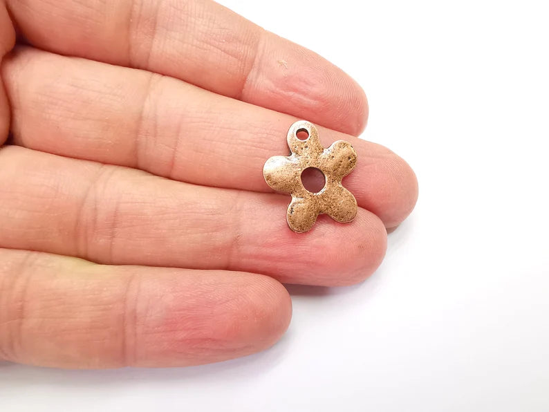 5 Flower Charms, Double Sided Flower Charms, Antique Copper Plated (21x18mm) G33484