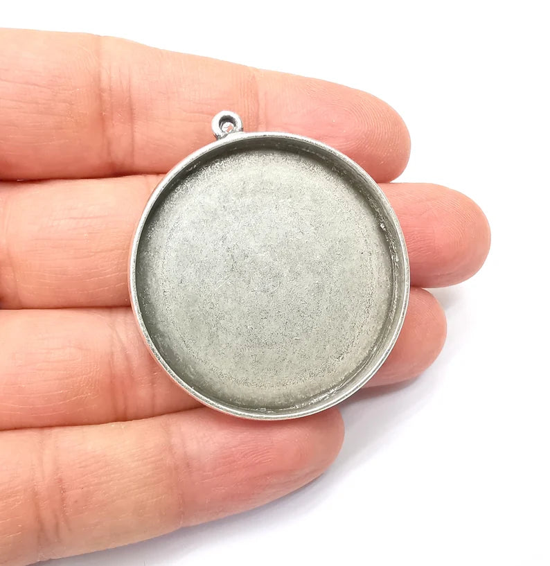 Round Pendant Blanks, Resin Bezel Bases, Mosaic Mountings, Dry flower Frame, Polymer Clay base, Antique Silver Plated (40mm) G33430
