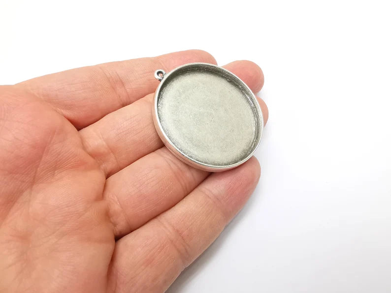 Round Pendant Blanks, Resin Bezel Bases, Mosaic Mountings, Dry flower Frame, Polymer Clay base, Antique Silver Plated (40mm) G33430