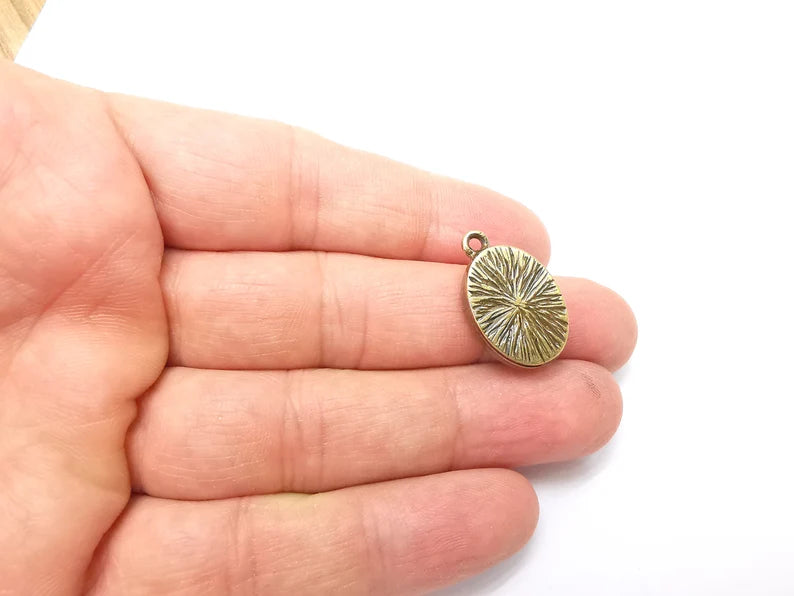 Oval Charm Bezel, Resin Blank, inlay Mounting, Mosaic Pendant Frame, Cabochon Base,Dry Flower Setting,Antique Bronze Plated (18x13mm) G33436