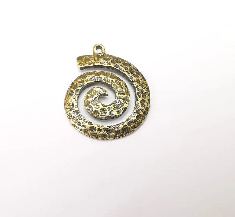 Swirl Charms, Hammered Antique Bronze Plated (38x32mm) G33438