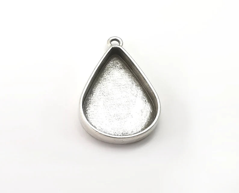 Drop Pendant Blanks, Resin Bezel Bases, Mosaic Mountings, Dry flower Frame, Polymer Clay base, Antique Silver Plated (25x18mm) G33445