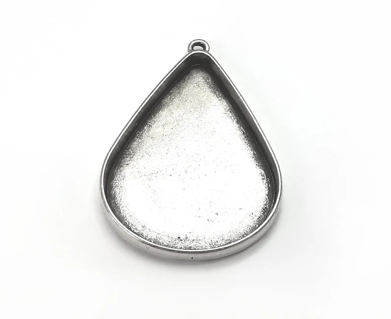 Drop Pendant Blanks, Resin Bezel Bases, Mosaic Mountings, Dry flower Frame, Polymer Clay base, Antique Silver Plated (40x30mm) G33452