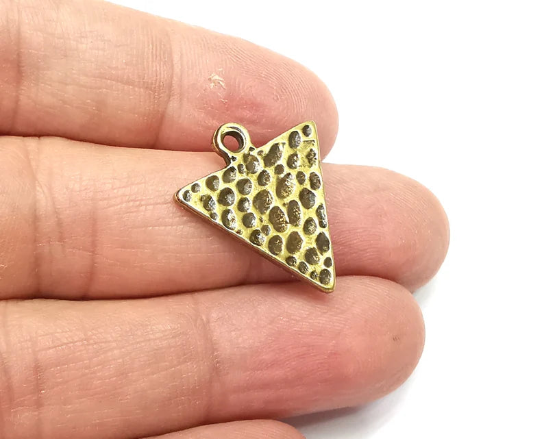 4 Triangle Hammered (Double Sided) Charms, Antique Bronze Plated (24x21mm) G33455