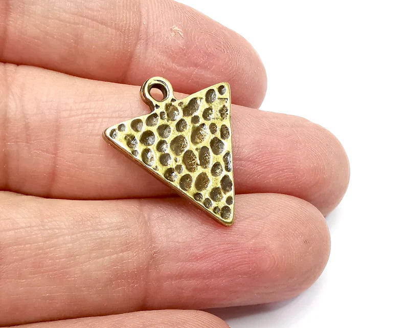 4 Triangle Hammered (Double Sided) Charms, Antique Bronze Plated (24x21mm) G33455