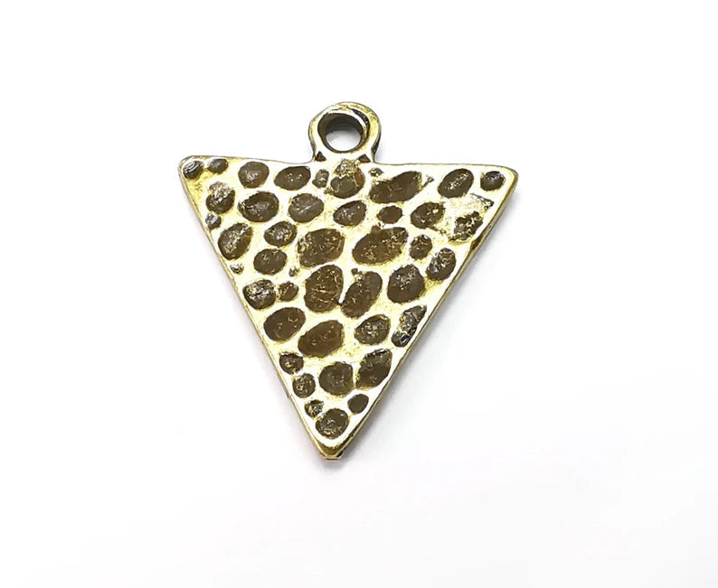 4 Triangle Hammered (Double Sided) Charms, Antique Bronze Plated (24x21mm) G33455