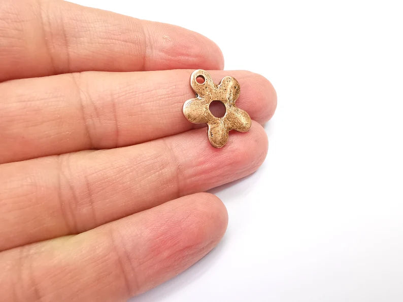5 Flower Charms, Double Sided Flower Charms, Antique Copper Plated (21x18mm) G33484