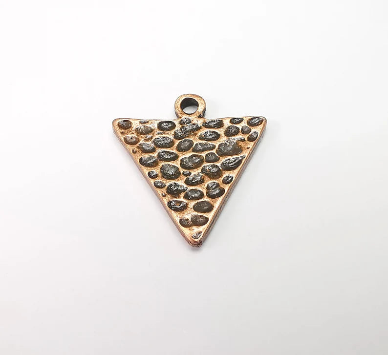 4 Hammered Triangle Charms Antique Copper Plated Charms (24x21mm) G33488