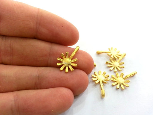 4 Gold Charms Sunflower Charms , Gold Plated Brass (18x12 mm) G25641