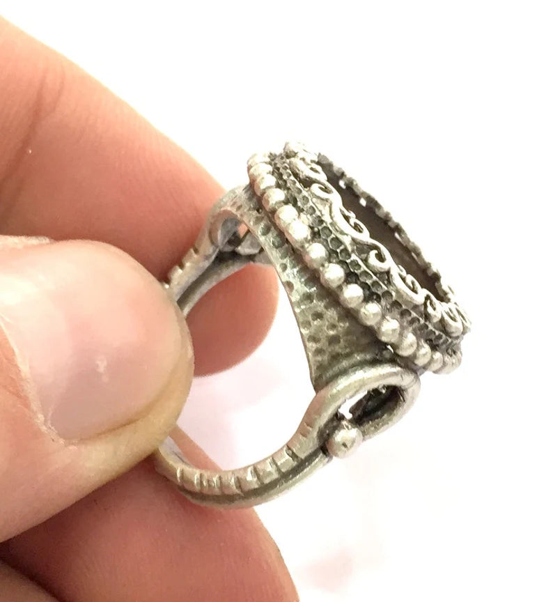 Adjustable Ring Blank (18mm Blank), Antique Silver Plated Brass G27127