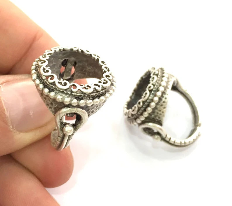 Adjustable Ring Blank (18mm Blank), Antique Silver Plated Brass G27127