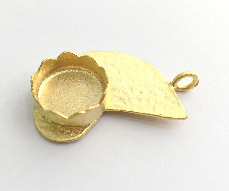 Gold Plated Brass Hammered  Pendant Setting Mountings Blanks  (12mm blank )  Gold Plated Brass G6045