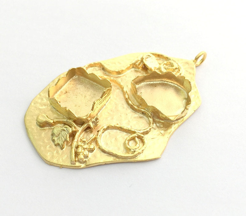 Gold Plated Brass Hammered  Pendant Setting Mountings Blanks  ( 18x13mm drop and 12mm square blank )  Gold Plated Brass G6047