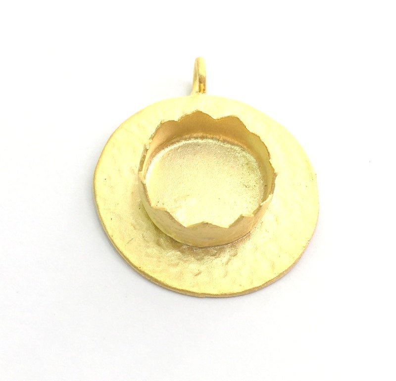 Gold Plated Brass Hammered  Pendant Setting Mountings Blanks  ( 15mm blank )   G6059