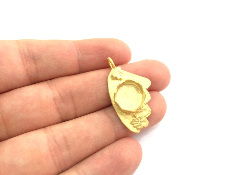 Gold Plated Brass Hammered  Pendant Setting Mountings Blanks  ( 12mm blank )   G6055