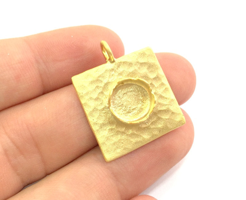 Gold Plated Brass Hammered  Pendant Setting Mountings Blanks  ( 14mm blank )   G6060