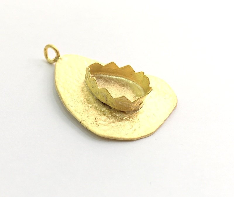 Gold Plated Brass Hammered  Pendant Setting Mountings Blanks  ( 18x13mm drop blank )   G6062