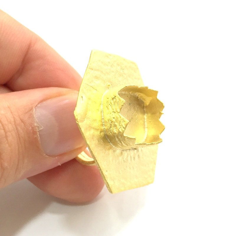 Adjustable Hammered Ring Blank, (18x13mm blank )  Gold Plated Brass G6067