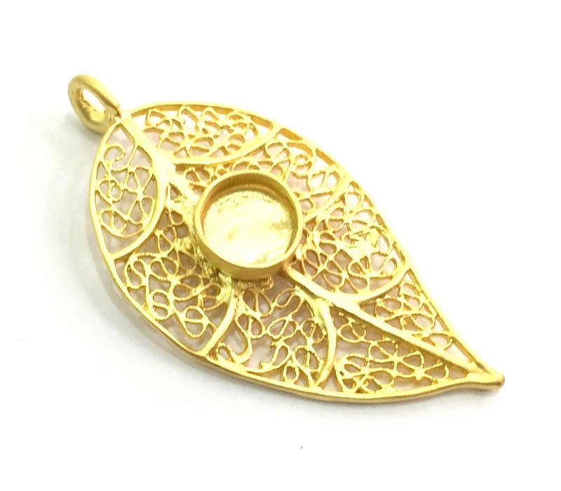 Gold Plated Brass Pendant Blank Mountings ,  Blanks   (10mm blank) G9538