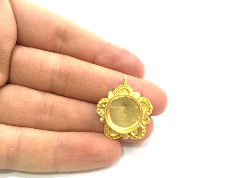Gold Plated Brass Mountings ,  Blanks   (20mm blank) G5835
