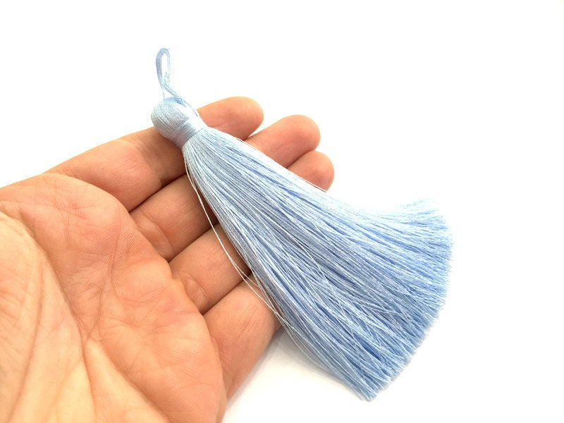 Periwinkle Tassel ,   Large Thick  113 mm - 4.4 inches   G5851